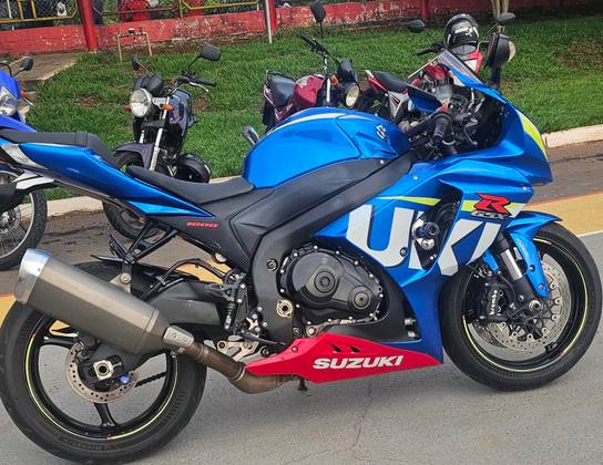 SUZUKI GSX-R1000 SUZUKI GSX-R1000